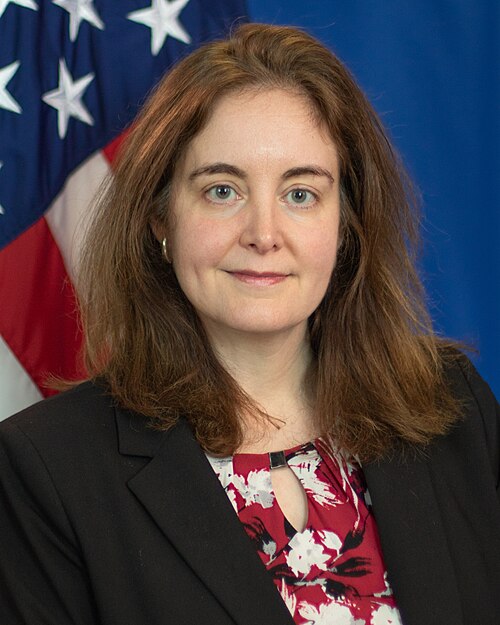 File:Kami Witmer official portrait.jpg