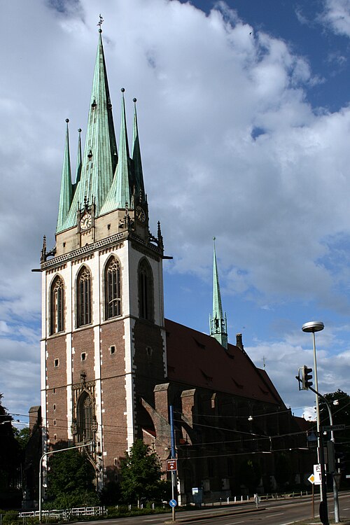 File:Kirche St Georg Ulm.jpg