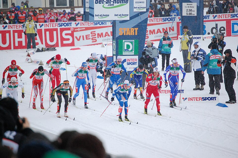 File:MS 2009 Relay Woman start.JPG