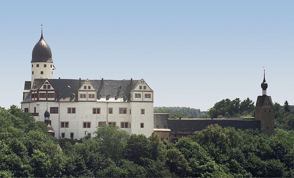 File:Rochsburg01.jpg