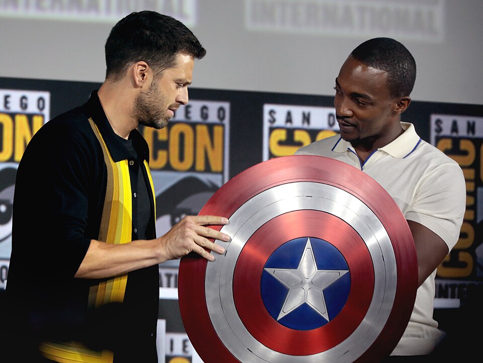 File:Sebastian Stan & Anthony Mackie (48469219356).jpg