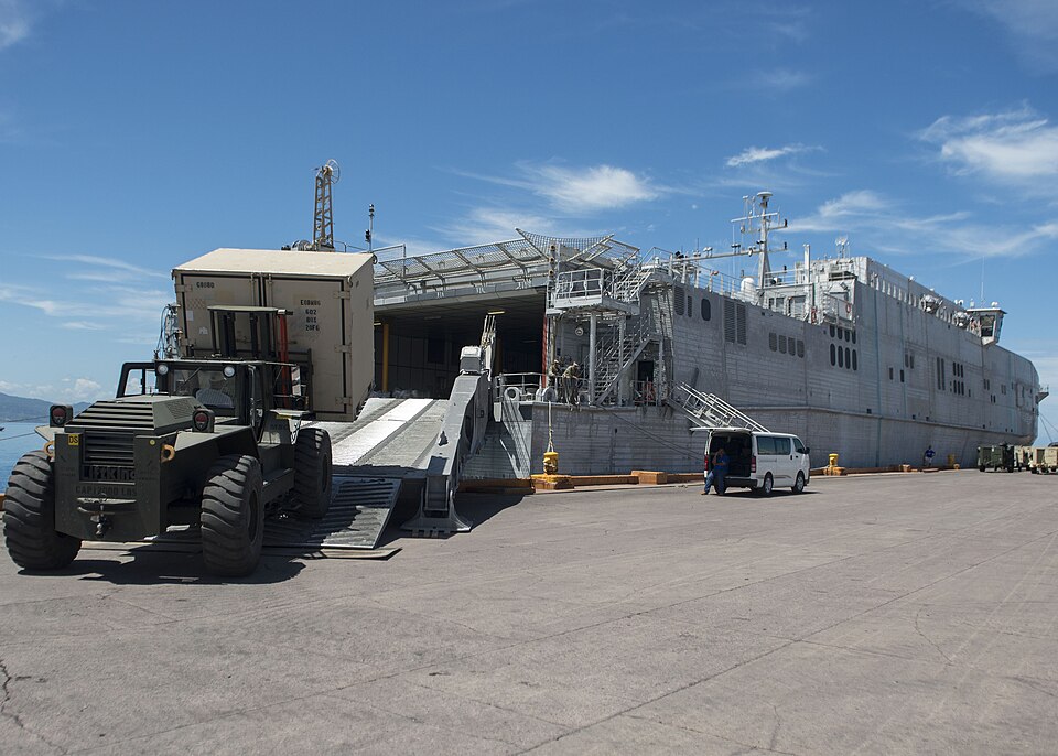 File:Southern Partnership Station 2014 140830-N-QY430-051.jpg