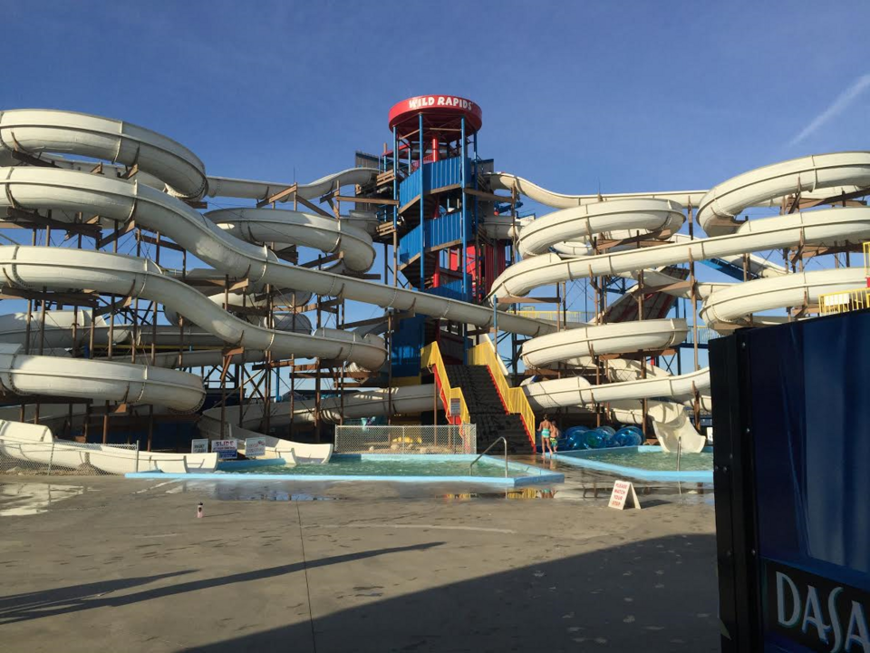File:Wild Rapids Waterslides2.png