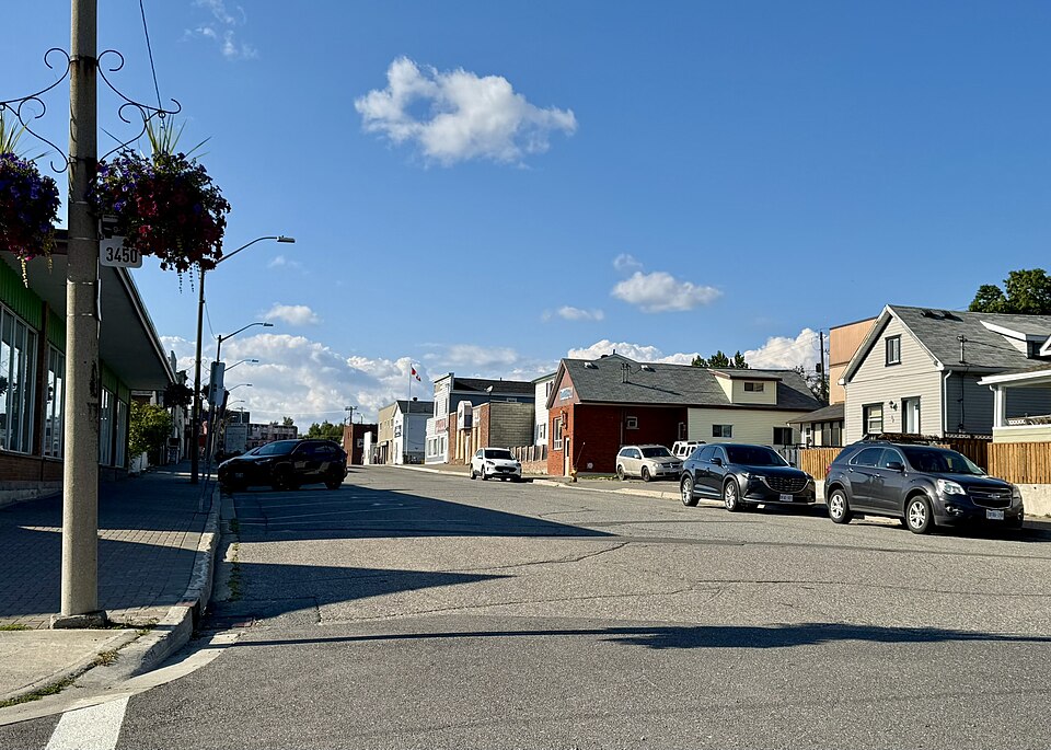 File:Young Street, Capreol.jpg