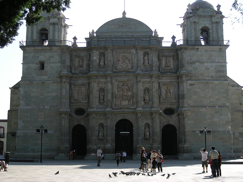 File:FrontOaxacaMainCathedral.jpg