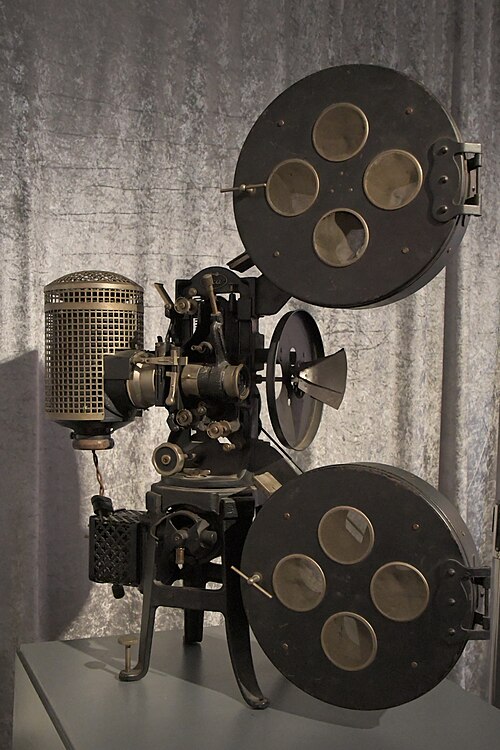 File:ICA Monopol II - DSC 1268.JPG