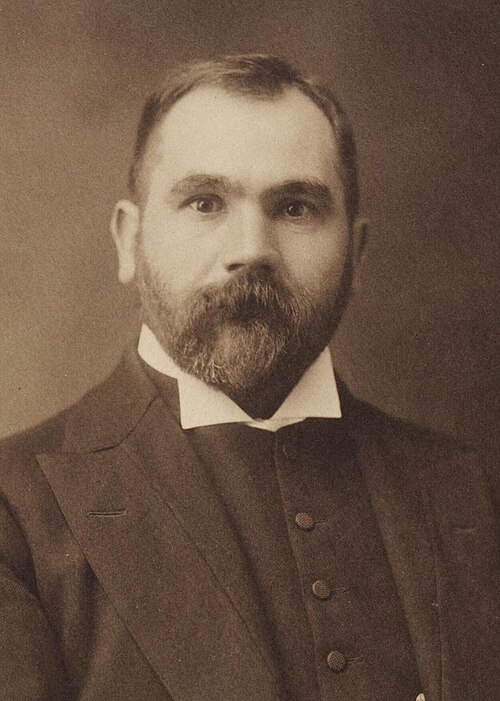 File:James Ronald.jpg