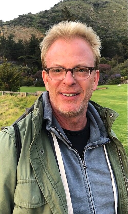 File:Kirk Baily outdoors.jpg