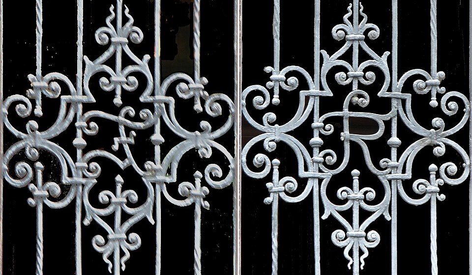 File:Révay-Gate.jpg