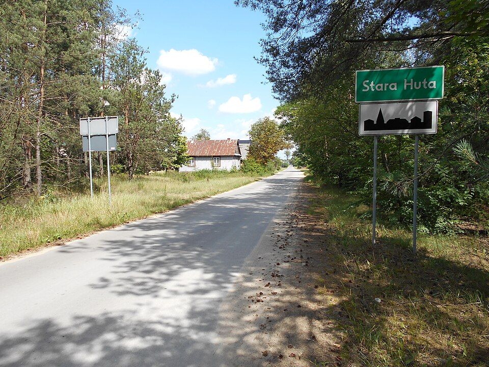 File:Stara Huta lubelskie.jpg