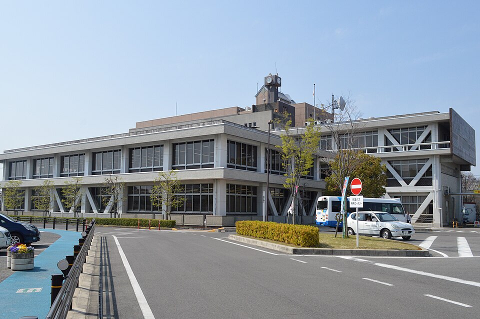File:Owariasahi City Hall ac.jpg