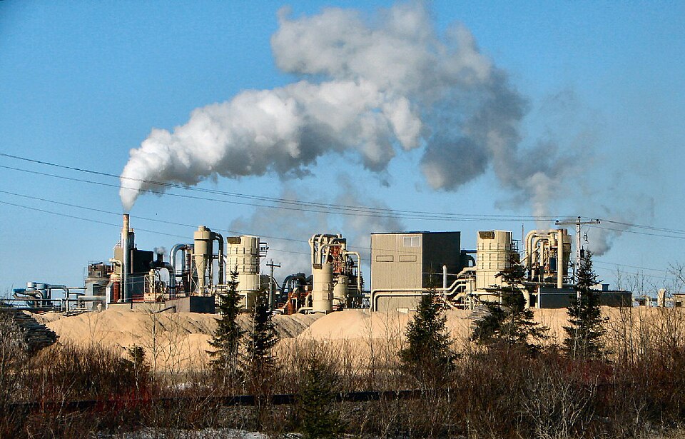 File:Hearst Ontario 2.JPG