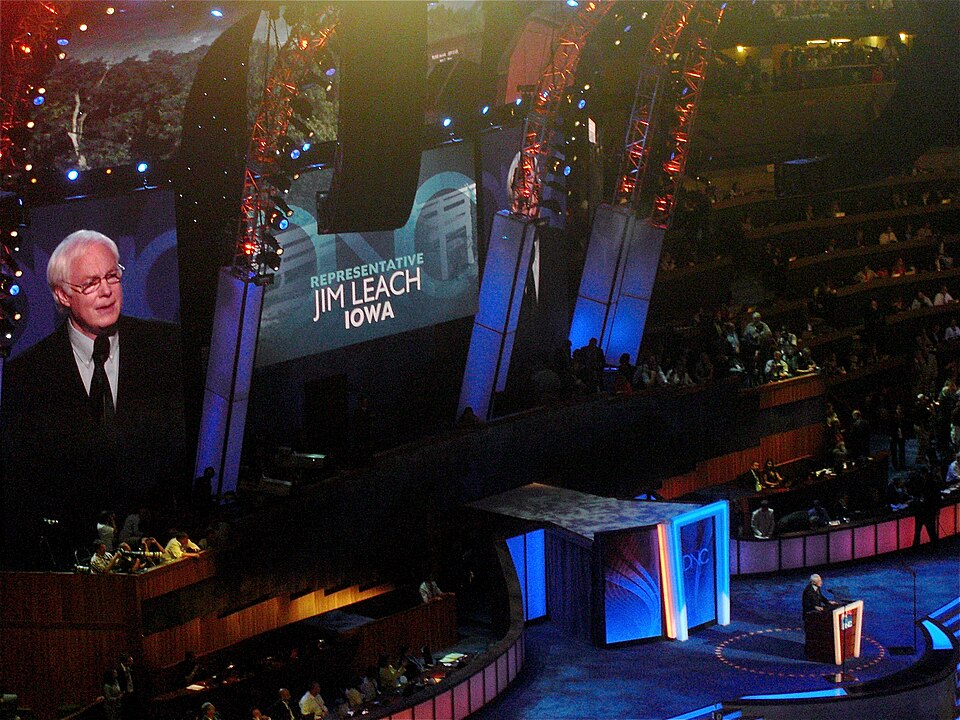 File:Jim Leach DNC 2008.jpg