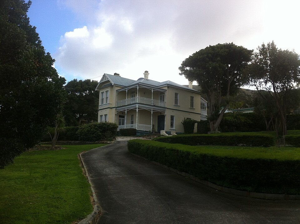 File:McKenzie House Albany.jpg