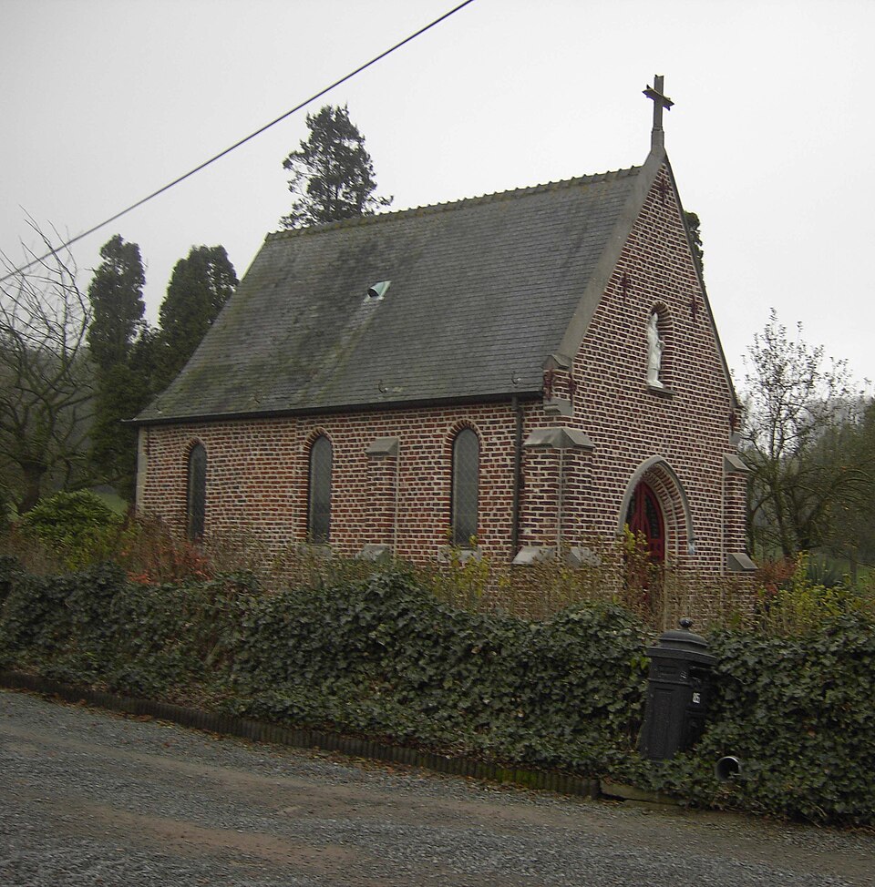 File:Sint-Lievenis-Houtem - Livinuskapel - België.jpg