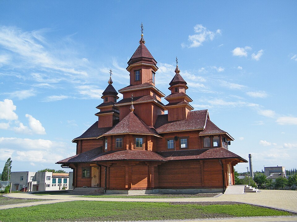 File:Дубно. Церковь Вознесения Господня.jpg