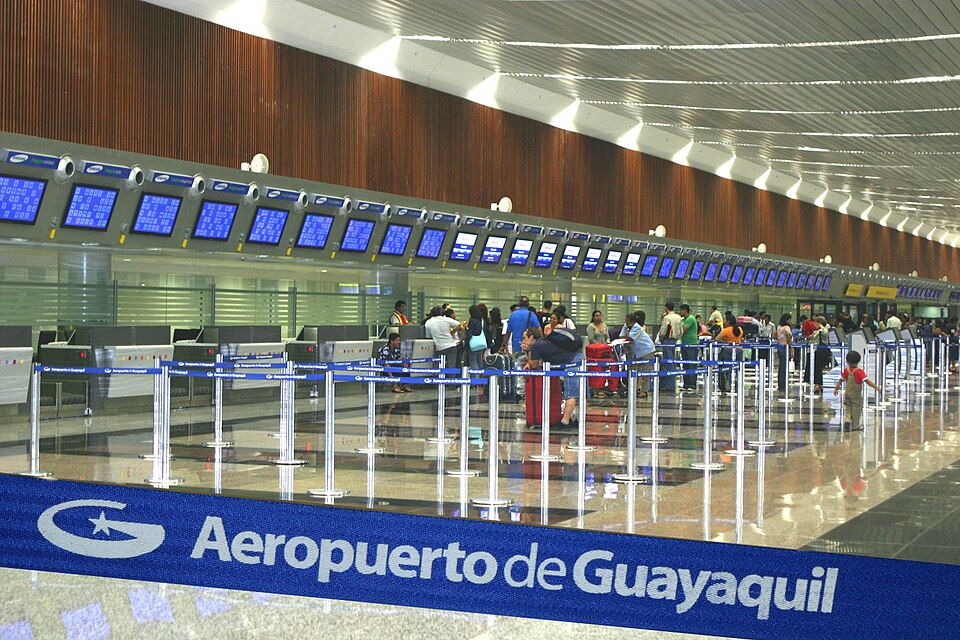 File:Aeropuertojosejoaquindeolmedo.jpg