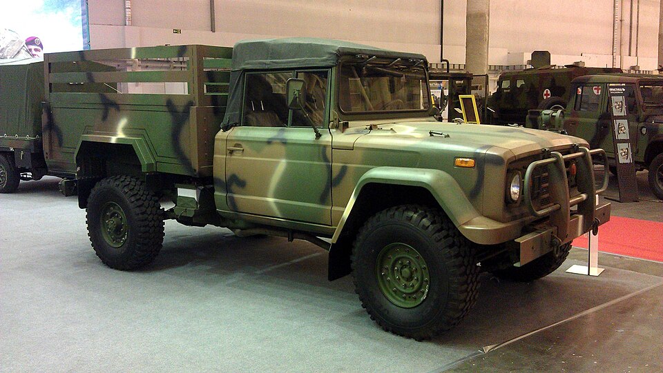 File:Bogdan-KIA Military KM-450.jpg
