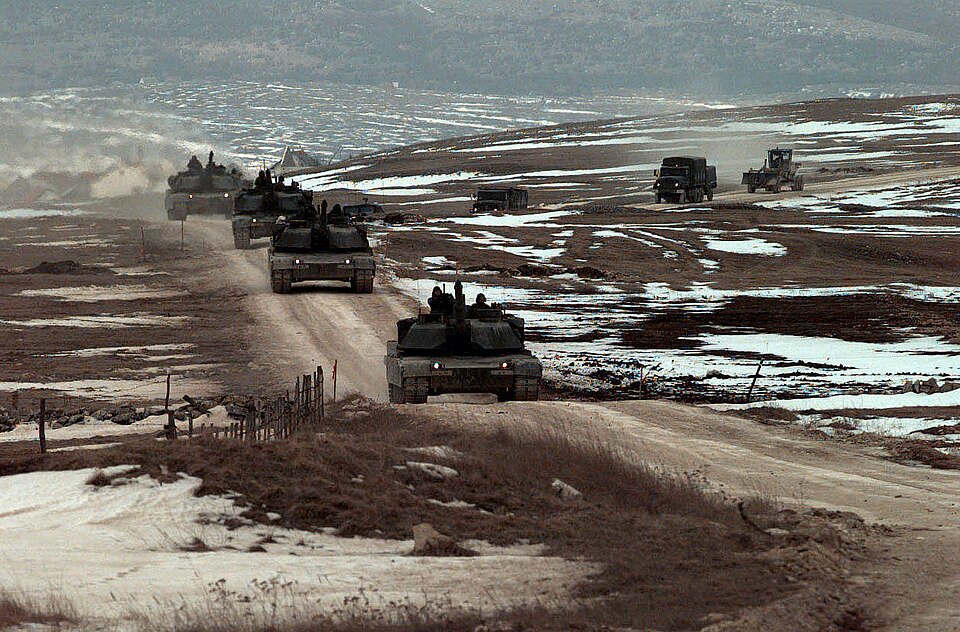File:Defense.gov News Photo 980326-A-1200M-004.jpg