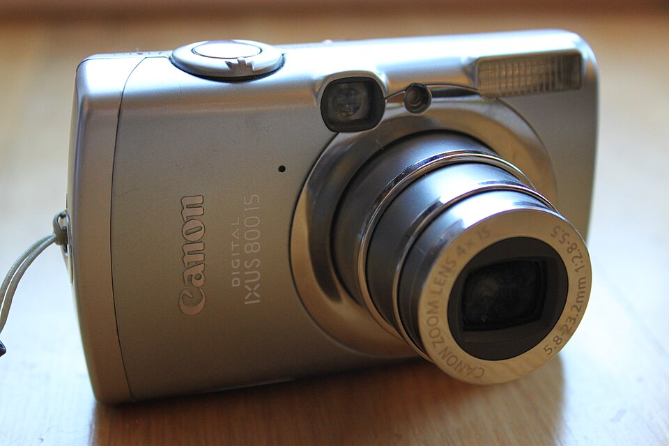 File:Ixus800IS.JPG