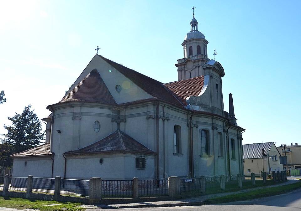 File:Kościół św. Mikołaja w Ryczywole 04.JPG
