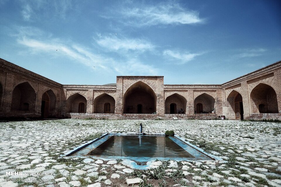 File:Farasfaj caravanserai 20190507 17.jpg