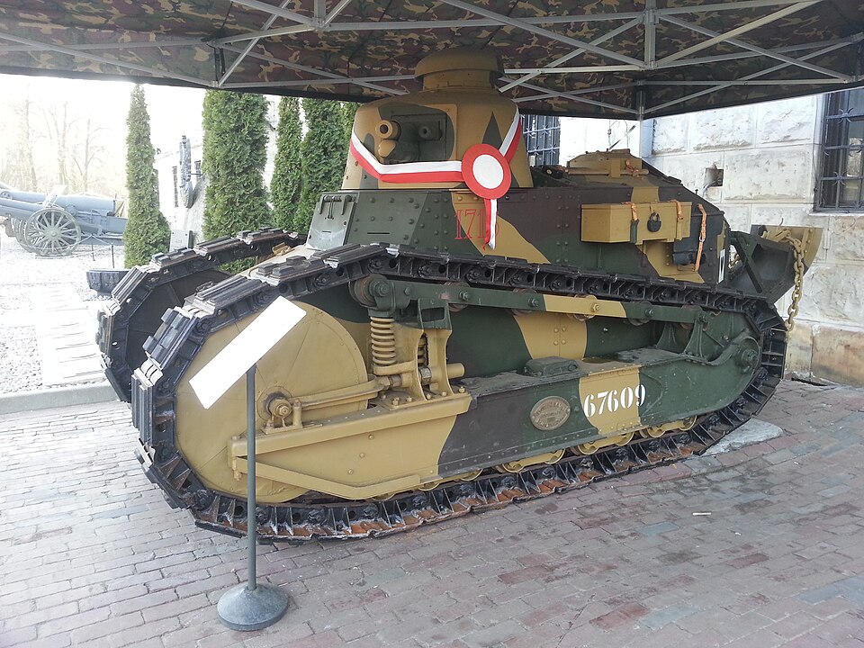File:Renault FT-17 w Muzeum Wojska Polskiego.jpg