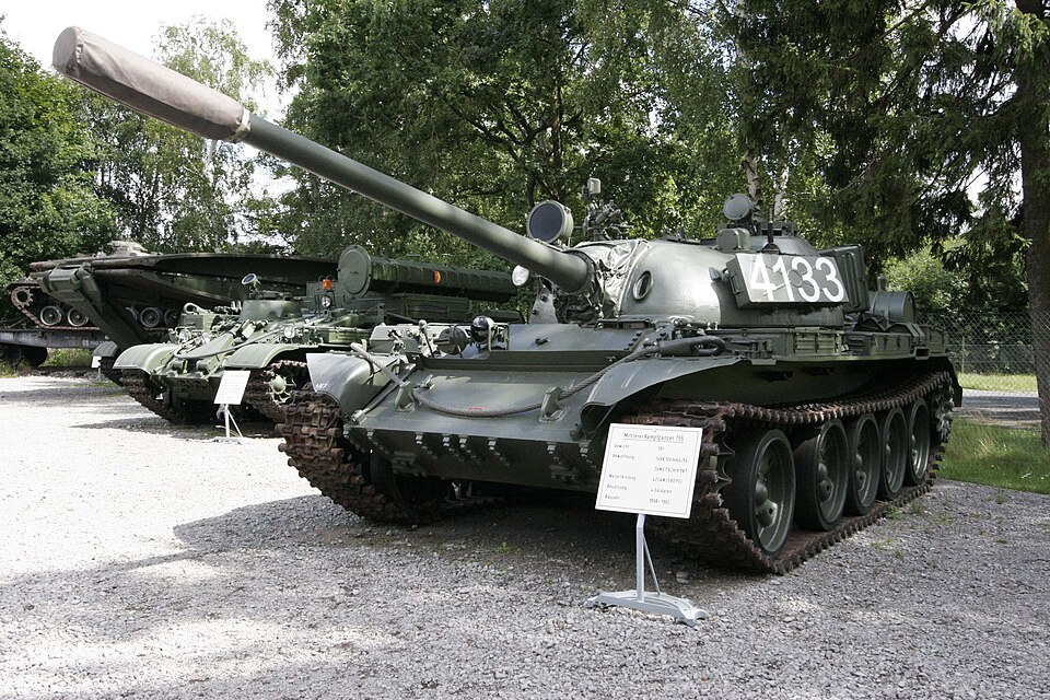 File:T-55A at Panzermuseum Munster.jpg