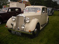 1947 six-light saloon