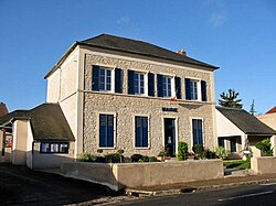 The town hall in Jumeauville