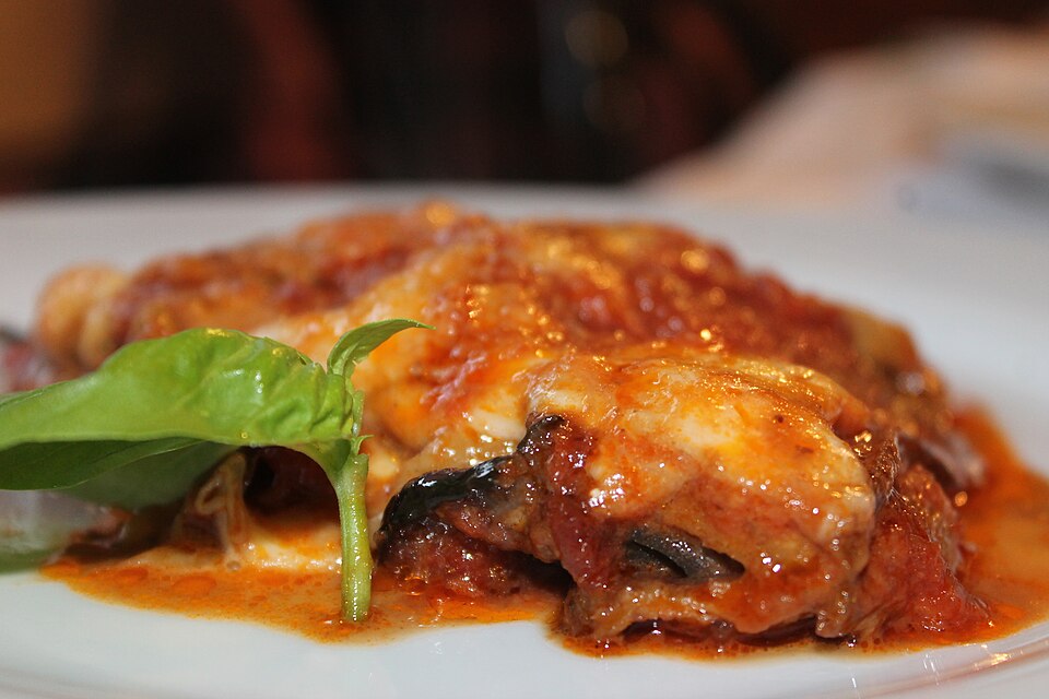 File:Parmigiana di melanzane.jpg