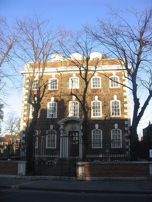 File:Rainham Hall 2007.jpg