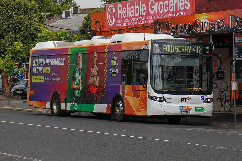 File:Route 412 Bus.jpg