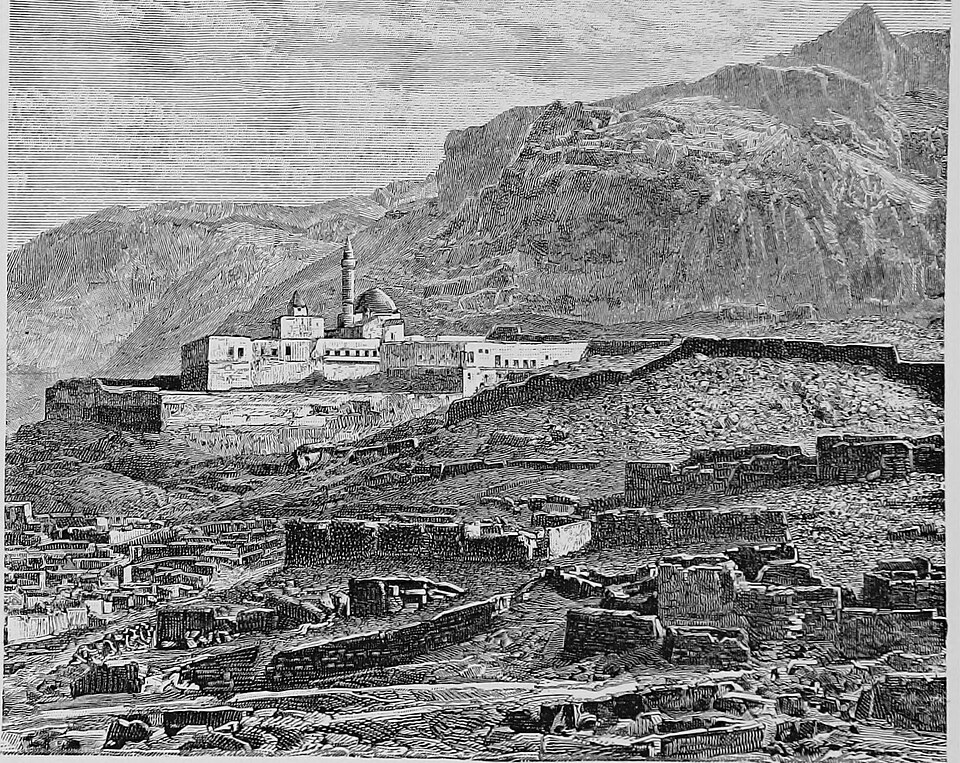 File:Doğubeyazıt Mosque and ruined quarter.jpg