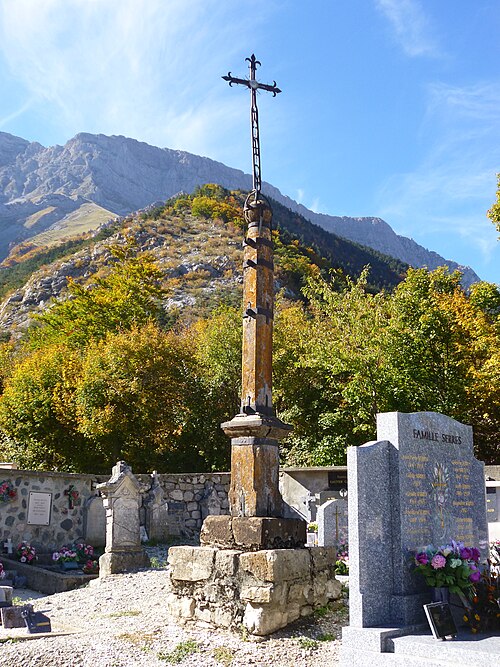 File:Croix Cimetière Le Glaizil 1771.jpg
