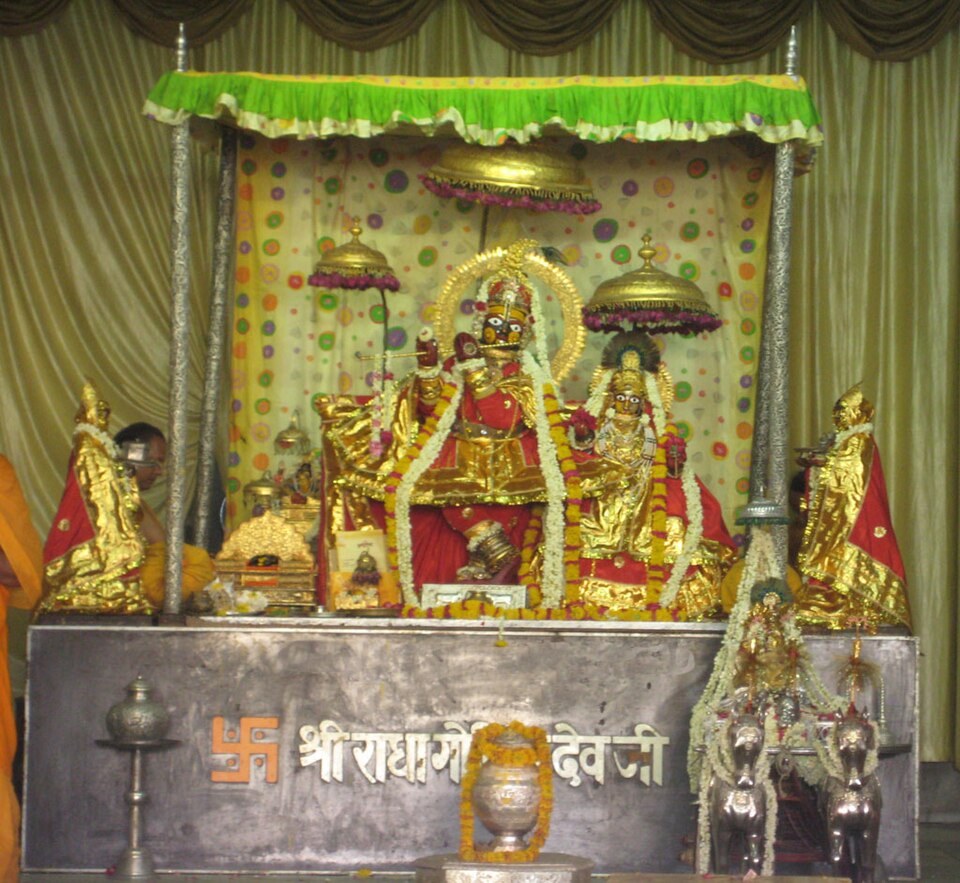 File:Govind dev ji.jpg