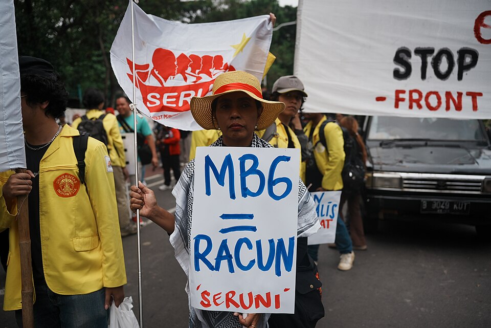 File:MBG = Racun.jpg