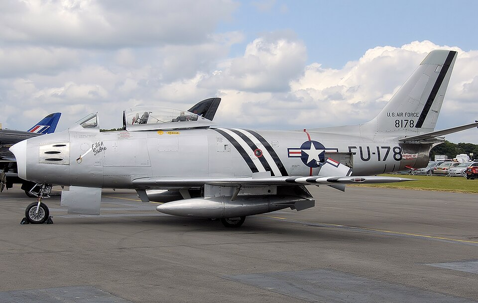 File:F-86a sabre fu-178 kemble arp.jpg