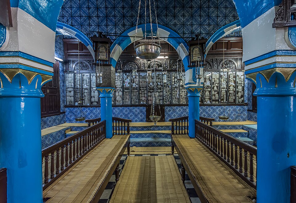 File:Synagogue de la Ghriba Djerba 11.jpg