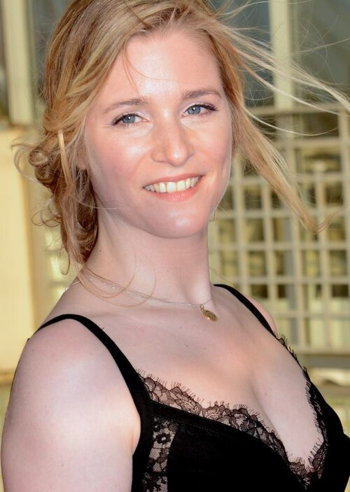 File:Natacha Regnier Cabourg 2014.jpg