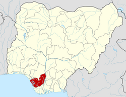 Bomadi is located in southeastern Delta State which is located here in red.