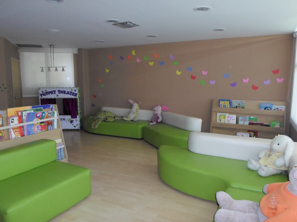 File:Preschool Library at KCP.JPG