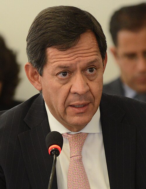 File:Roberto Campa Cifrián.jpg
