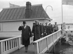 King Gustaf V arrives in Kultaranta in 1936.