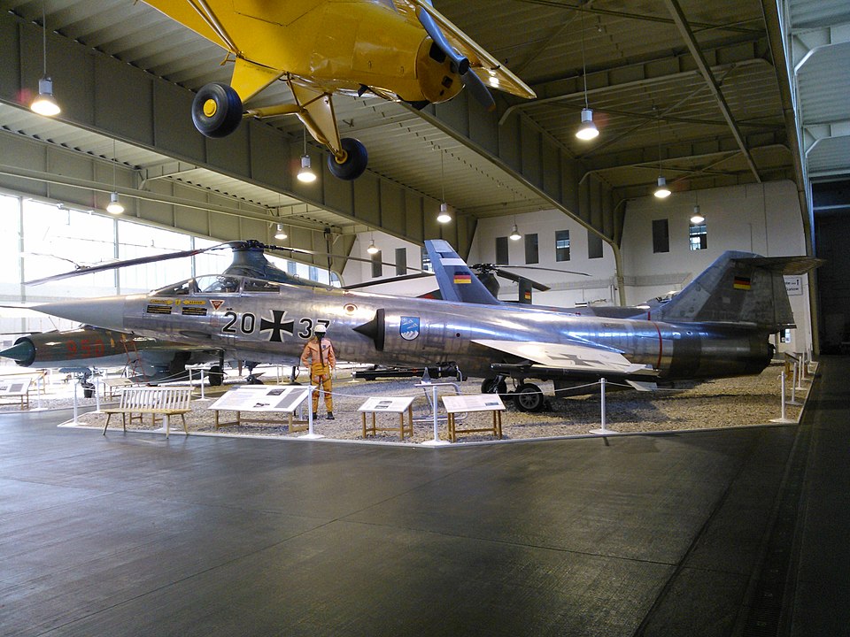 File:Starfighter F104G.jpg