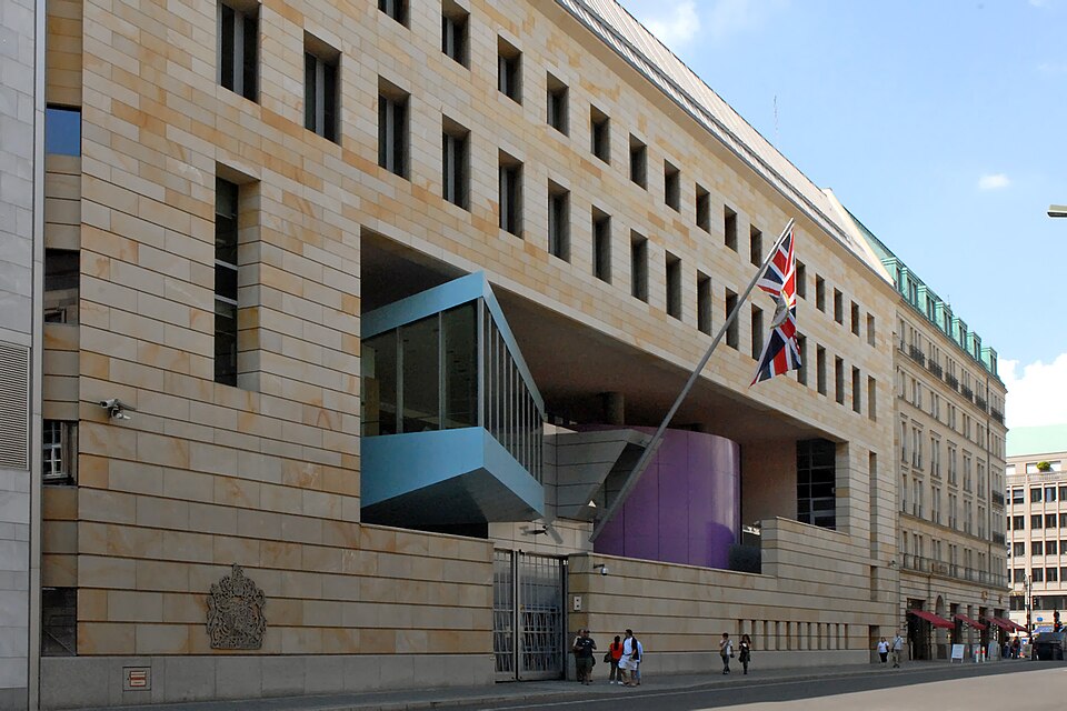 File:Embassy of the United Kingdom, Berlin.jpg