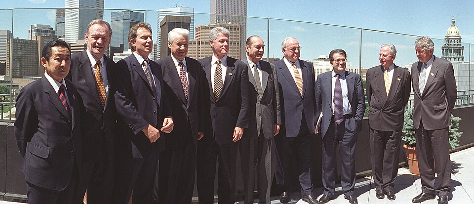 File:G8 Summit 1997 Family photo (cropped).jpg