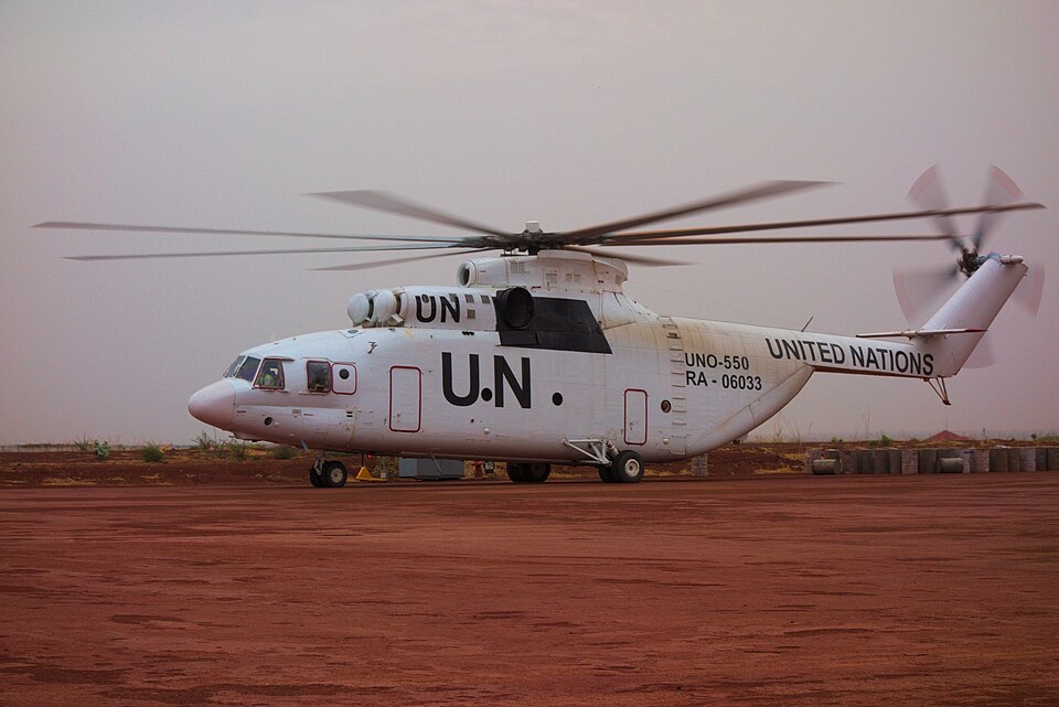 File:Mil Mi-26T UNO 550P UNMISS.jpg