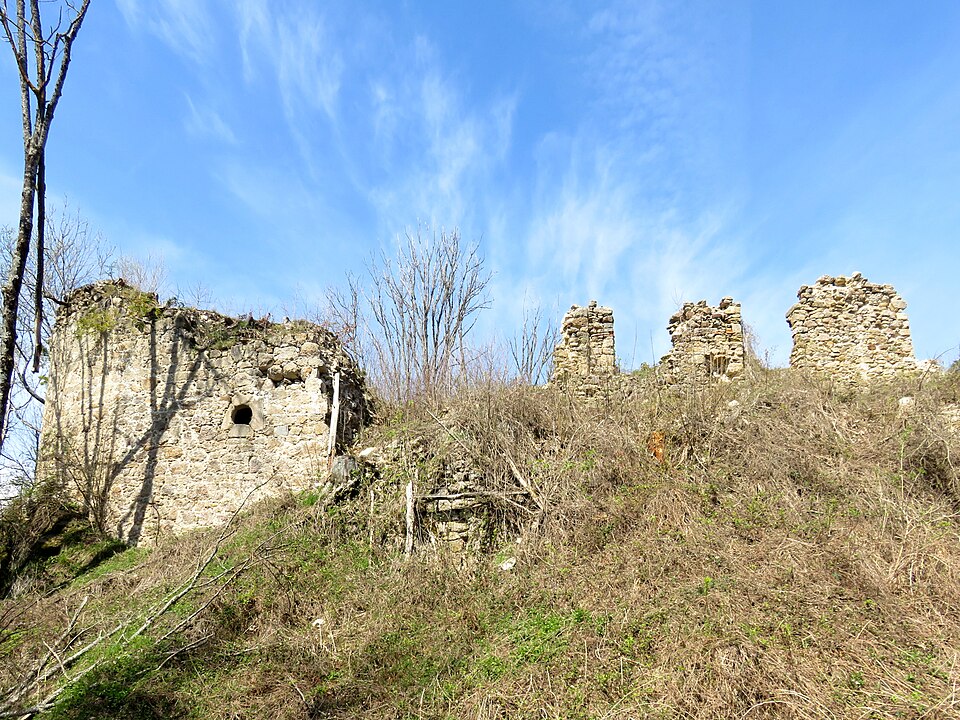 File:Ortnek Castle Slovenia 5.jpg