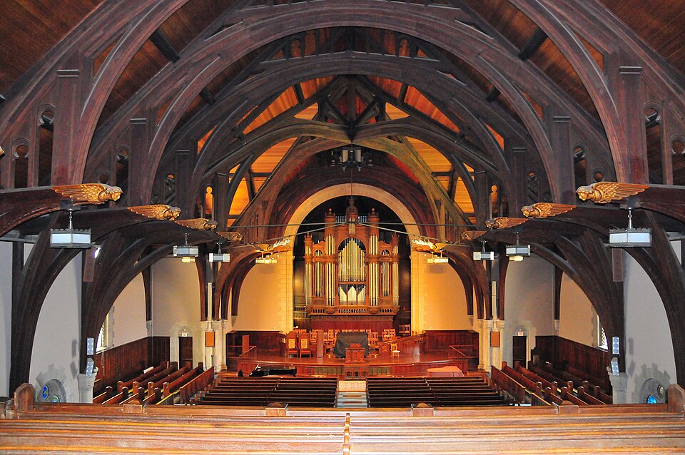 File:Vassar Chapel Interior.jpg